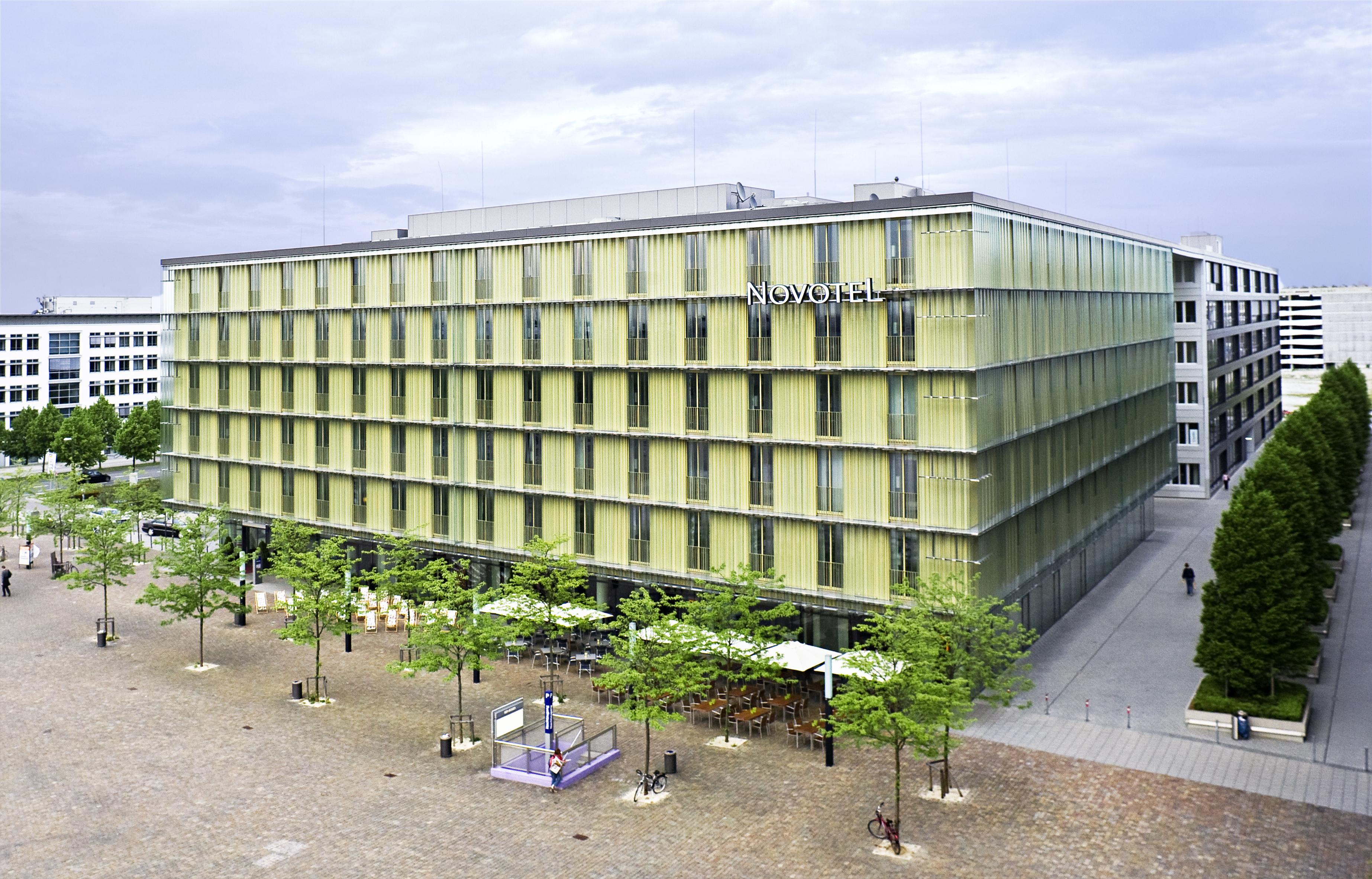 Novotel Muenchen Messe Exterior photo